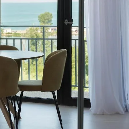 Akil * Mangalia